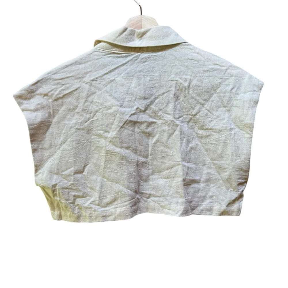 NWT Cider Button Down Crop Top‎